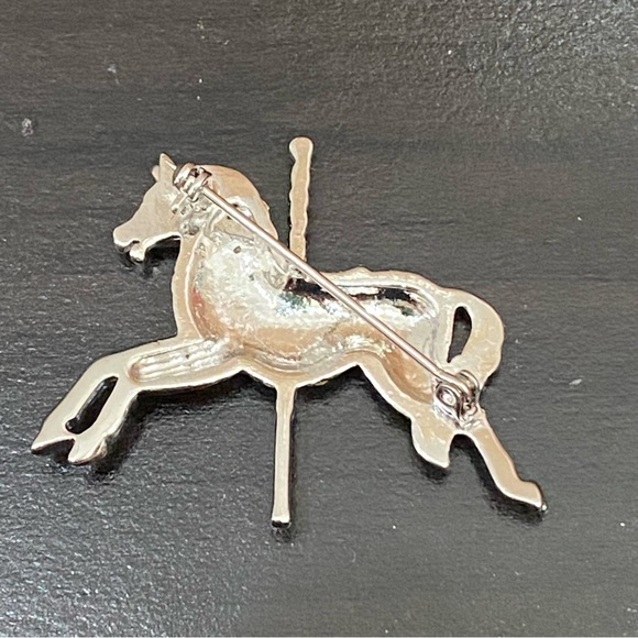 Vintage Regency Acessories Carousel Horse Brooch New (Old Stock) - Picture 12 of 12